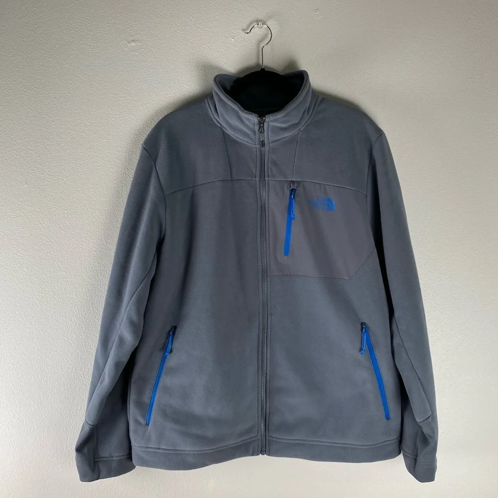 The North Face | Size M, Mens Gray Zip Up Fleece